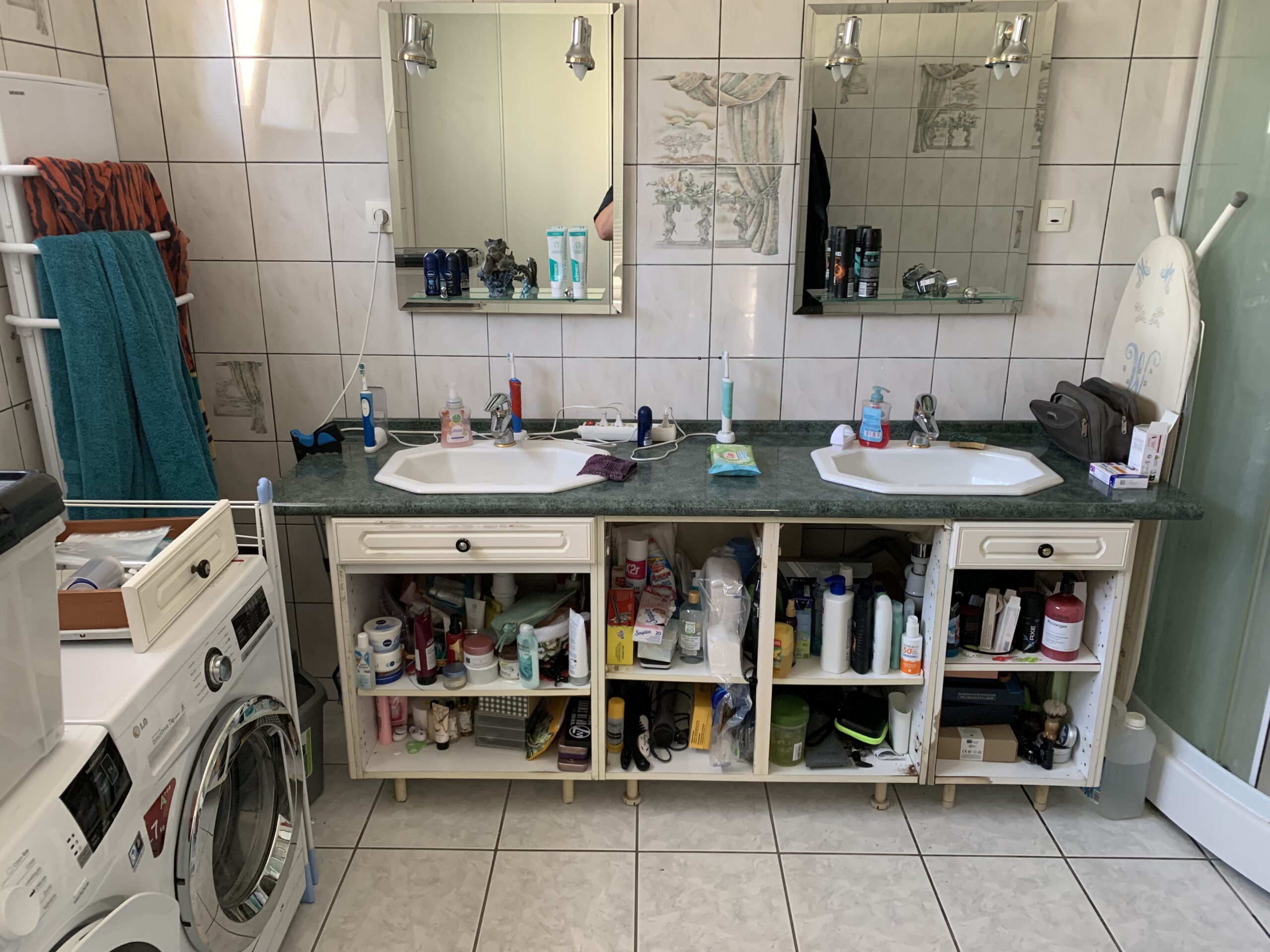 Salle de bain avant