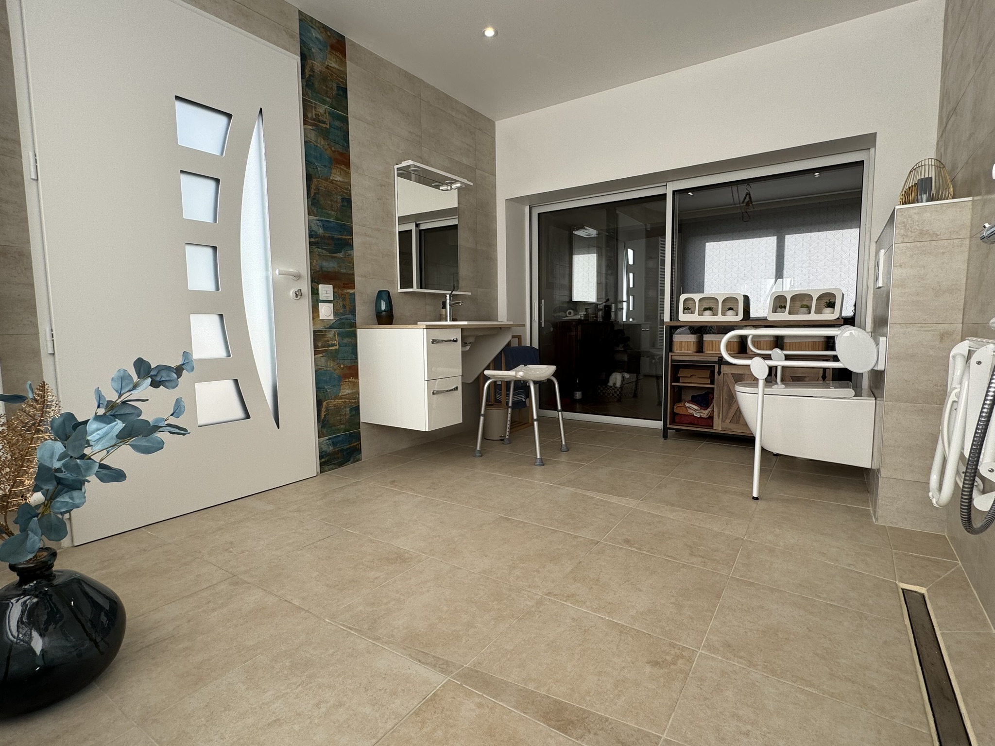 Salle-de-bain PMR 3
